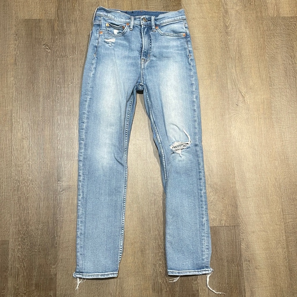 Gap Jeans 25